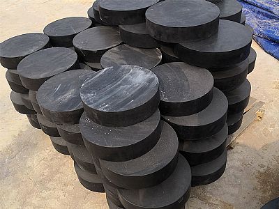 岢岚县板式橡胶支座由若干层橡胶片与薄钢板经加压硫化
